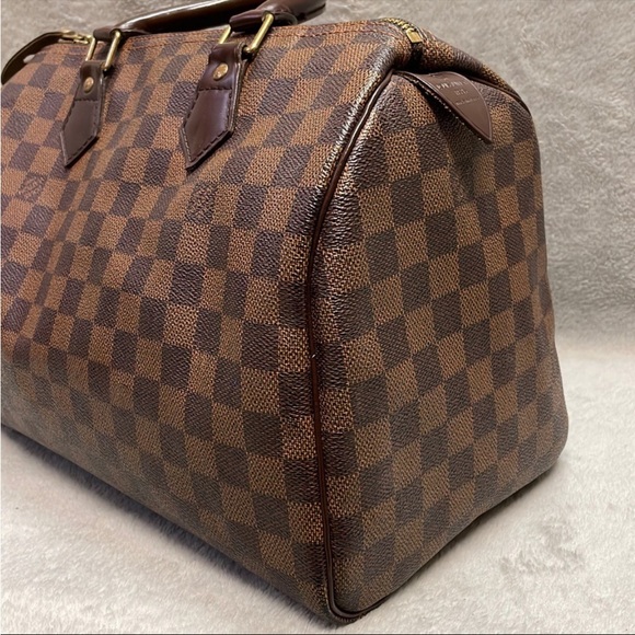 Louis Vuitton Speedy 30 Bag - Picture 4 of 10